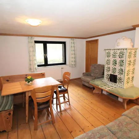 Huhnerstall By Interhome Grünau im Almtal